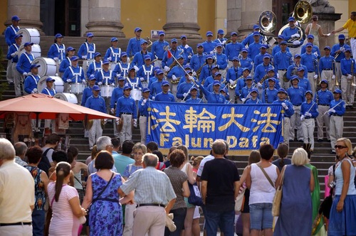 Image for article Tian Guo Marching Band Diundang untuk Berpartisipasi di Pertunjukan Hari Nasional di Hungaria