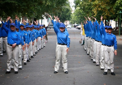 Image for article Hongaria: Tian Guo Marching Band pada Parade Hari Nasional di Szeged