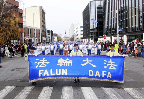 Image for article Pemutaran Film, Pawai Hari Libur, dan Kegiatan Komunitas: Kegiatan Falun Gong Baru-baru Ini di Seluruh Dunia