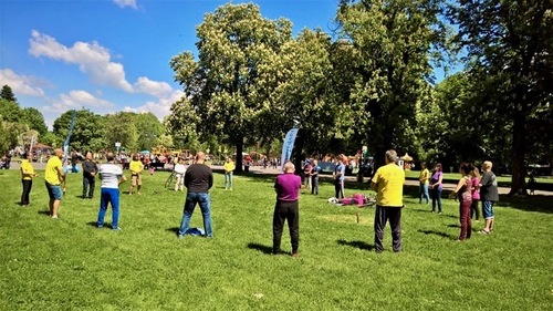 Image for article Bulgaria: Kegiatan Hari Falun Dafa Sedunia di Sofia dan Varna