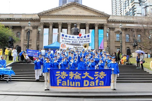 Image for article Pawai dan Rapat Umum di Melbourne Mengungkap Penganiayaan terhadap Falun Gong