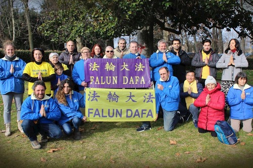 Image for article Italia: Praktisi Falun Dafa Tuscany Mengucapkan Selamat Tahun Baru Imlek kepada Guru Li 