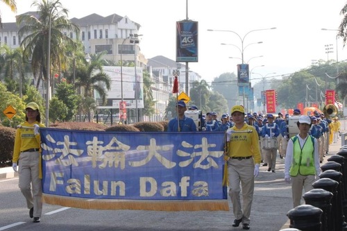 Image for article Malaysia: Praktisi Falun Gong Mengadakan Empat Pawai Tahun Baru Imlek