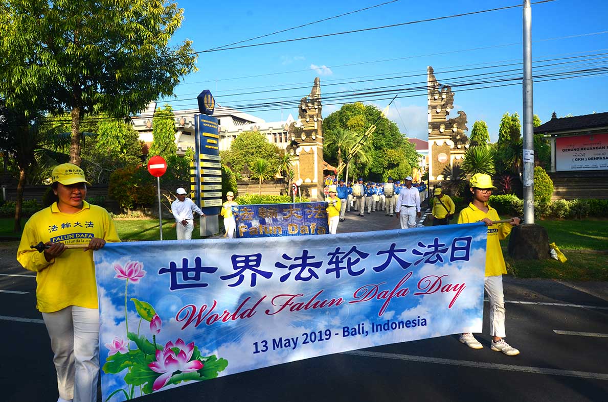 Image for article Bali: Merayakan Hari Falun Dafa Sedunia
