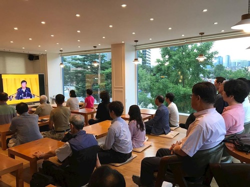 Image for article Seoul, Korea Selatan: Toko Buku Tianti Menggelar Seminar Falun Dafa Sembilan Hari