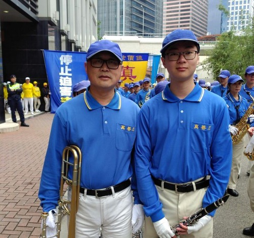 Image for article Berlatih Falun Gong: Tiga Penduduk Melbourne Memulai Hidup Baru