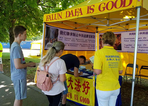 Image for article Austria dan Jerman: Memperkenalkan Falun Dafa di Tepi Danau Constance