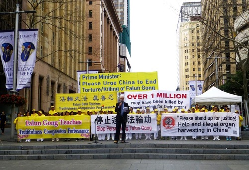 Image for article Australia Menyerukan Perdana Menteri untuk Mengangkat Isu Falun Gong Selama Perjalanannya ke Tiongkok