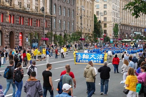 Image for article Warga Ukraina Ingin Melihat Lebih Banyak Acara Falun Gong