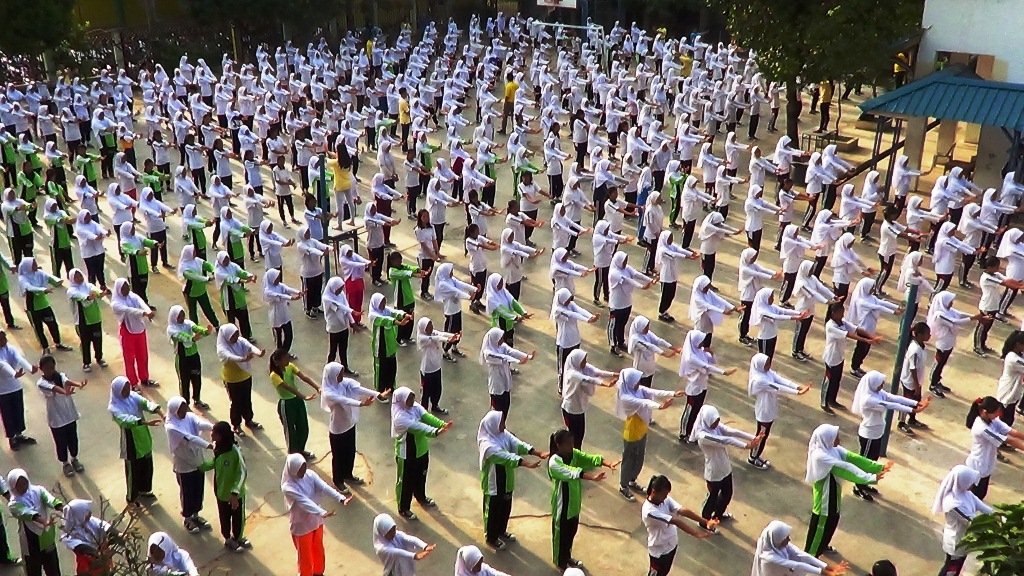 Image for article Batam: Siswa SMPN 10 Mempelajari Latihan Falun Dafa