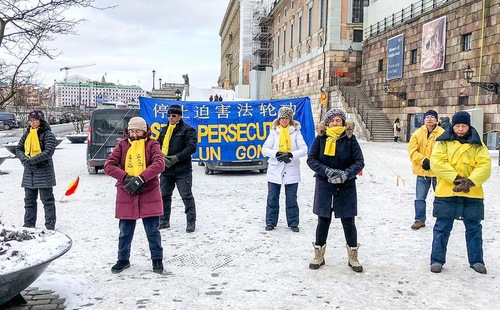 Image for article Stockholm, Swedia: Dukungan Hangat di Musim Dingin Membeku