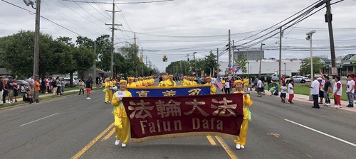 Image for article Pawai dan Kegiatan Falun Gong di New York dan London