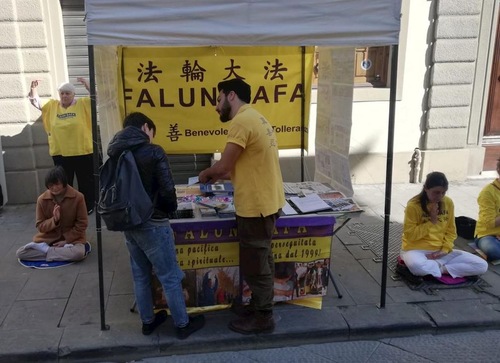 Image for article Kegiatan Falun Dafa di Tuscany Italia