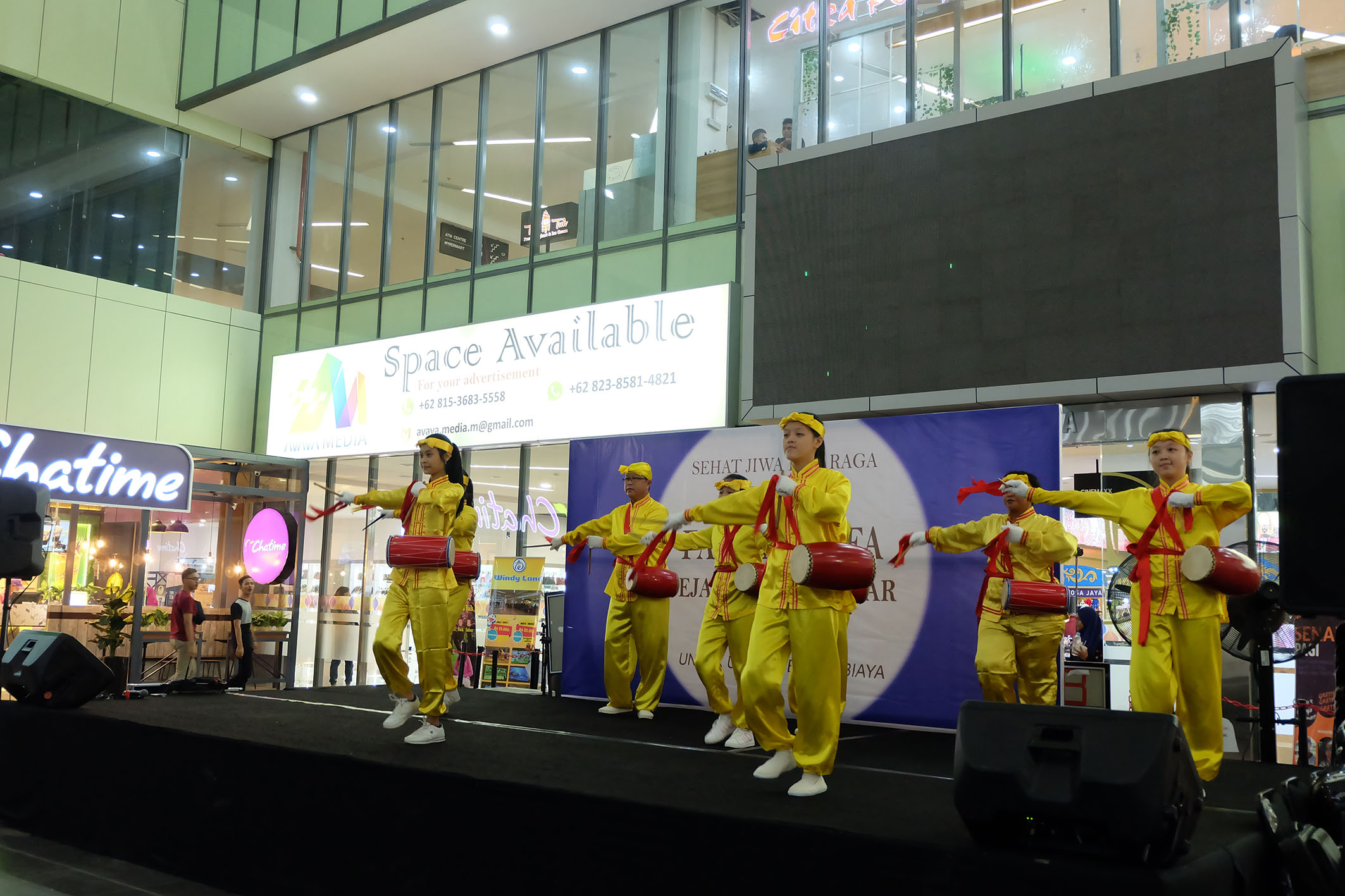 Image for article Batam: Pengenalan Latihan Falun Dafa di Mall Botania 2 