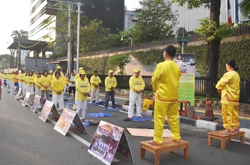 Image for article Jepang, Indonesia, Taiwan dan India: Merayakan Hari Falun Dafa Sedunia