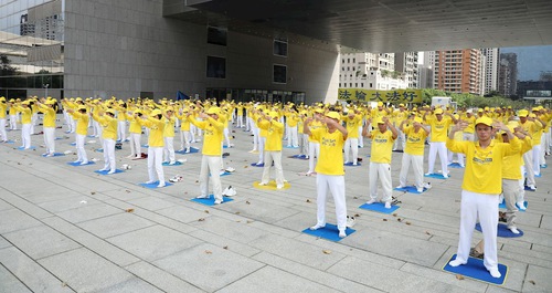 Image for article Taichung, Taiwan: Para Praktisi Merenungkan Perubahan Positif yang Dialami selama Perayaan Hari Falun Dafa Sedunia