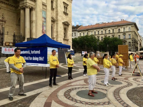 Image for article Budapest: Memperingati Para Korban Meninggal Selama 21 Tahun Penganiayaan terhadap Falun Dafa