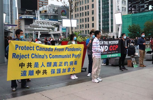 Image for article Orang-orang Mundur dari PKT Selama Acara Dua Hari di Toronto