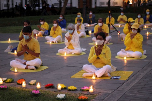 Image for article Peru: Praktisi Falun Dafa Menggelar Acara untuk Memperingati Protes Damai 25 April