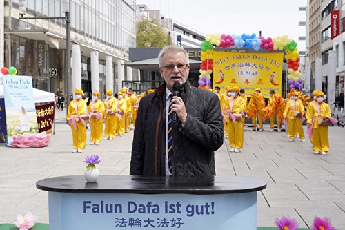 Image for article Jerman: Pejabat Terpilih Mengirim Surat Ucapan untuk Menghormati Hari Falun Dafa Sedunia (1)