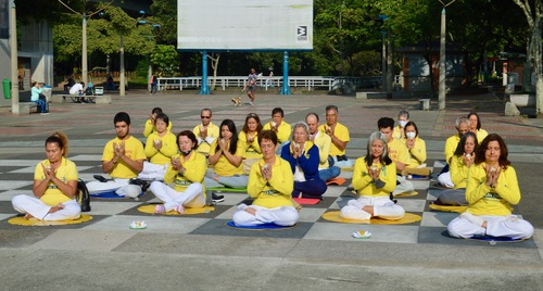 Image for article Kolombia: Merayakan Hari Falun Dafa Sedunia