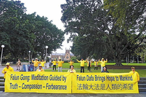 Image for article Australia: Anggota Parlemen Menyerukan Orang-Orang untuk Membantu Menghentikan Penganiayaan terhadap Falun Gong