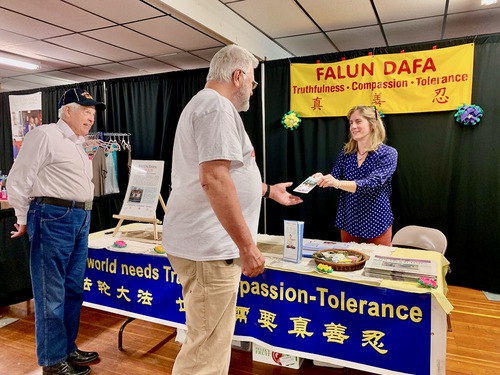 Image for article Falun Dafa di Pameran Barat Laut Montana