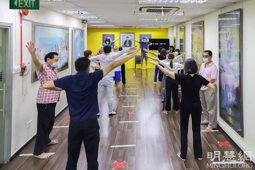Image for article Praktisi Baru Singapura: Falun Dafa adalah Taraf Alam Kondisi yang Berbeda