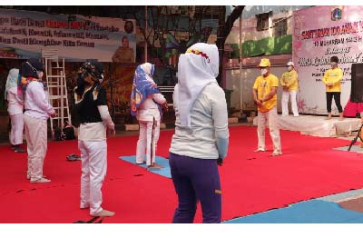 Image for article Jakarta: Memperkenalkan Latihan Falun Dafa di Kelurahan RBS