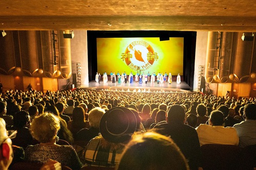 Image for article Penonton Teater San Jose Terkesan oleh Shen Yun: “Menakjubkan” dan “Pengalaman Luar Biasa”