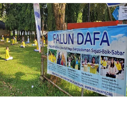 Image for article Jakarta: Memperkenalkan Latihan Falun Dafa dan Menjelaskan Fakta Penganiayaan di Tiongkok