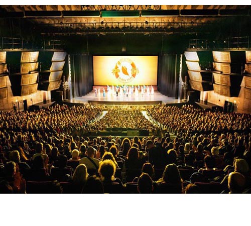 Image for article Penonton Teater di Enam Negara Bagian AS dan Paris Menghargai Kesempatan untuk Menyaksikan Kebangkitan Peradaban Tiongkok Melalui Shen Yun