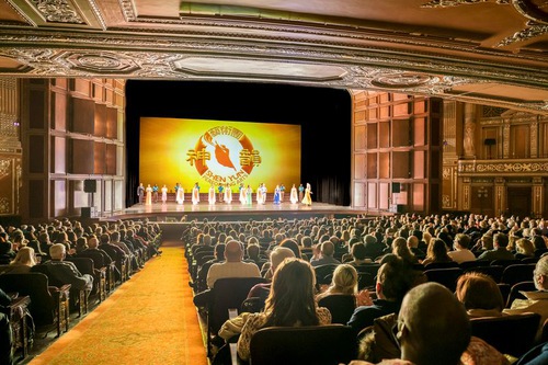 Image for article Shen Yun Memukau Penonton Teater di AS dan Polandia: “Indah dalam Segala Hal”