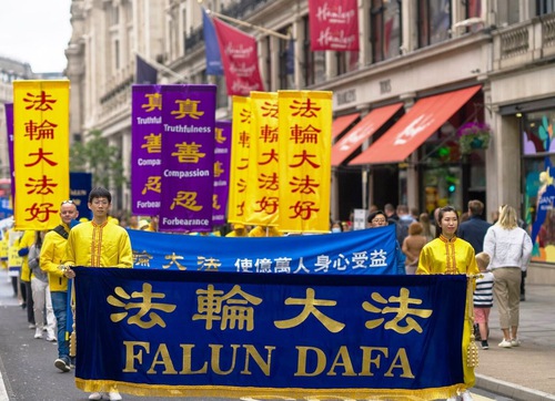 Image for article London, Inggris: Parade dan Rapat Umum Merayakan Hari Falun Dafa