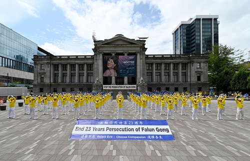Image for article Vancouver: Penganiayaan PKT terhadap Falun Dafa Dikecam Selama Acara yang Diselenggarakan untuk Meningkatkan Kesadaran