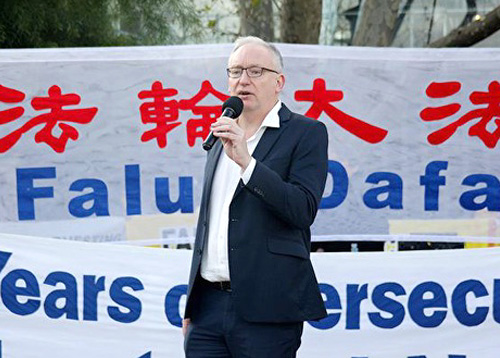 Image for article Australia: Pejabat dan Pejabat Terpilih Mendesak Rezim Tiongkok untuk Berhenti Menganiaya Falun Gong