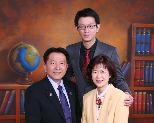 Image for article Dokter Pengobatan Tiongkok di Taiwan: “Buku Ini dari Langit!”