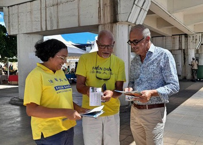 Image for article Memperkenalkan Falun Dafa di Pekan Kesehatan Guadeloupe
