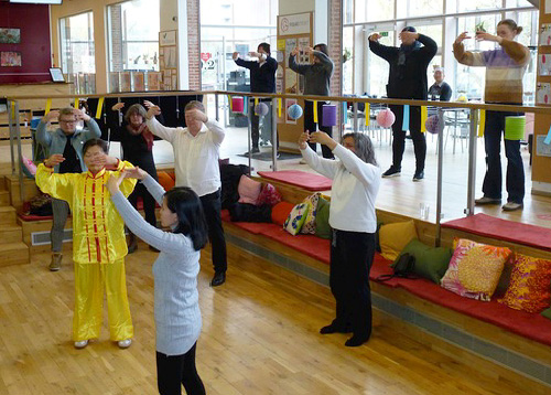 Image for article Denmark: Praktisi Mengadakan Acara untuk Memperkenalkan Falun Dafa Selama Festival Lentera