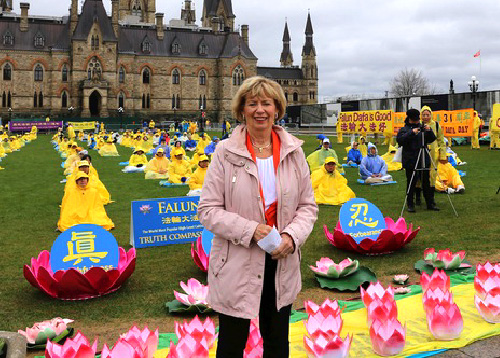 Image for article Kanada: Anggota Parlemen Memuji Guru Li dan Merayakan Hari Falun Dafa Sedunia
