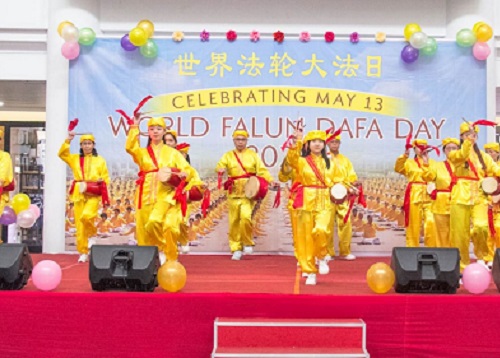 Image for article Semarak Perayaan Hari Falun Dafa Sedunia dan Sambutan Warga di Berbagai Kota di Indonesia
