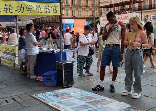 Image for article Madrid, Spanyol: Orang-Orang Mengecam PKT