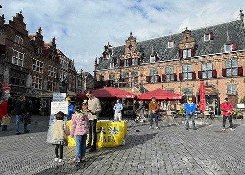 Image for article Nijmegen dan Kota Lain di Belanda: Orang Belanda Mengecam Kejahatan Pengambilan Organ PKT