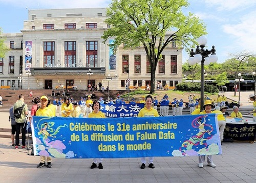 Image for article Kota Quebec Merayakan 31 Tahun Kemunculan Pertama Falun Dafa: Orang-orang Memuji Sejati, Baik, dan Sabar