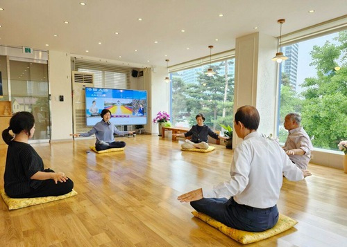 Image for article Praktisi Baru Korea Selatan: Falun Dafa Adalah Kultivasi Sejati