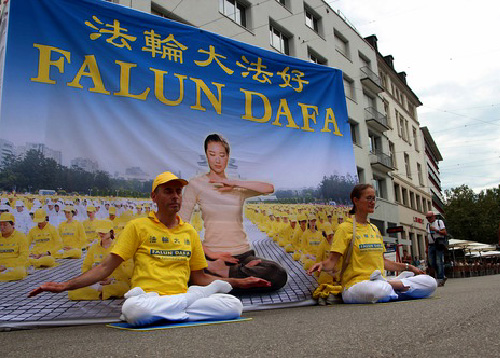 Image for article Swiss: Dukungan Masyarakat untuk Mengakhiri Penganiayaan di Tiongkok
