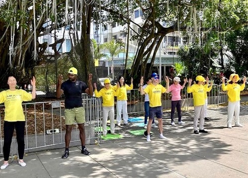 Image for article Queensland, Australia: Memperkenalkan Falun Dafa di Festival Cairns