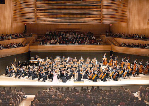 Image for article Orkestra Simfoni Shen Yun Melakukan Pertunjukan di Lincoln Center New York: 