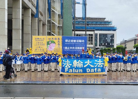 Image for article Orang-orang di Belanda Senang Mendengar Fakta Falun Gong dan Mengapa Dianiaya di Tiongkok