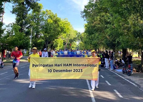 Image for article Dukungan Warga Bali Bagi Penghentian Penganiayaan di Tiongkok Saat Peringatan Hari HAM di Denpasar